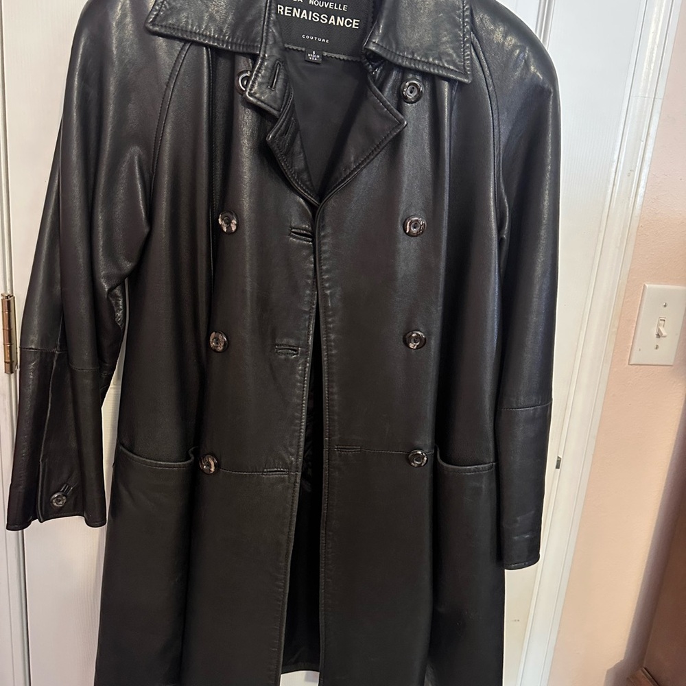 Renaissance Women's Classic Black Leather Coat